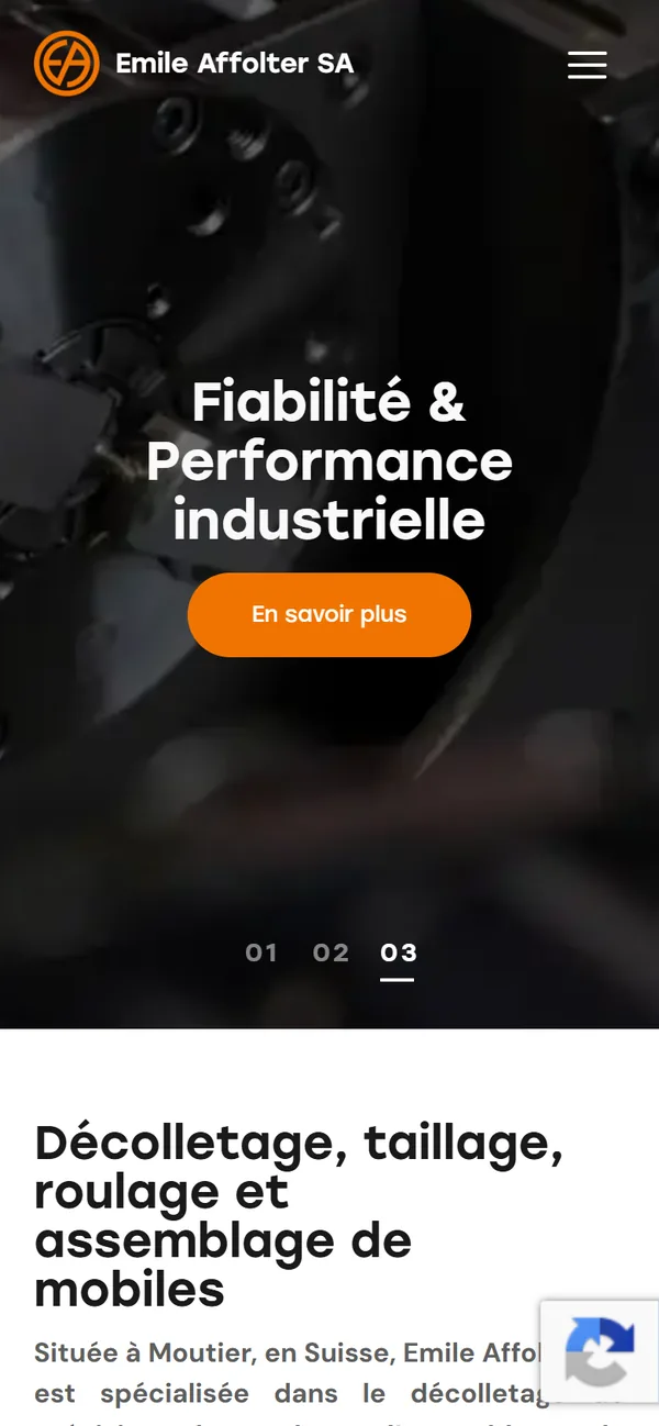 L'atelier en une page, du carrousel d'accueil au formulaire de contact.